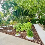 Eden Domusnovas
